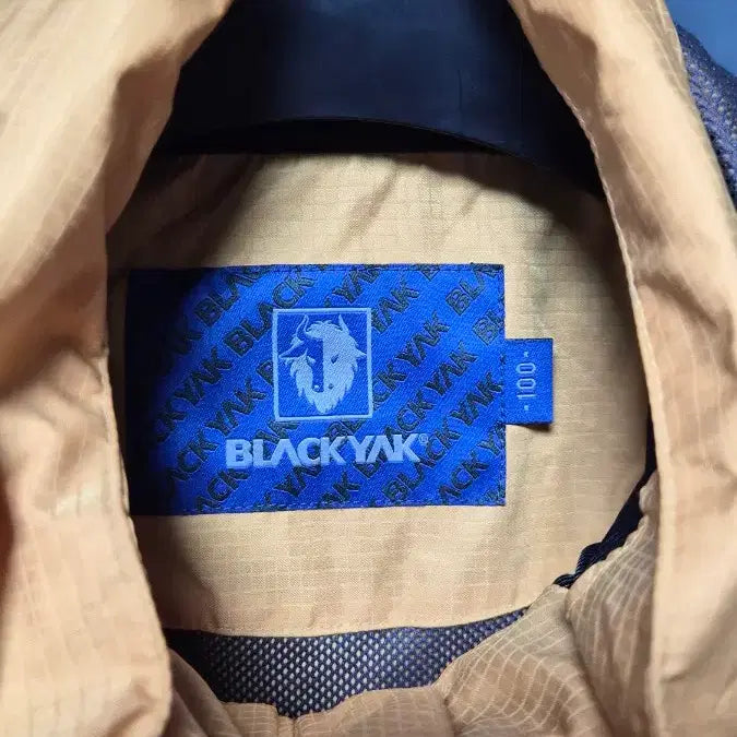[BUNJANG] Black Yak Yellow Windbreaker Jacket / 100)블랙야크 바람막이 자켓 옐로우