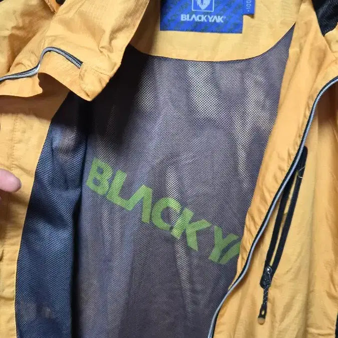 [BUNJANG] Black Yak Yellow Windbreaker Jacket / 100)블랙야크 바람막이 자켓 옐로우