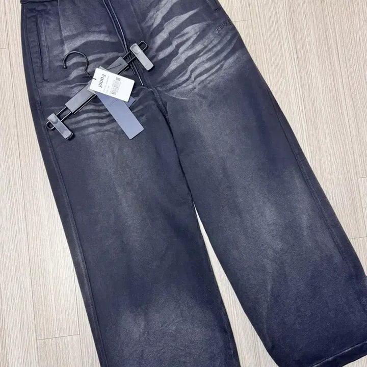 [BUNJANG] Juun.J Tiger Print Sweatpants / 준지 호랑이 스웻팬츠 44