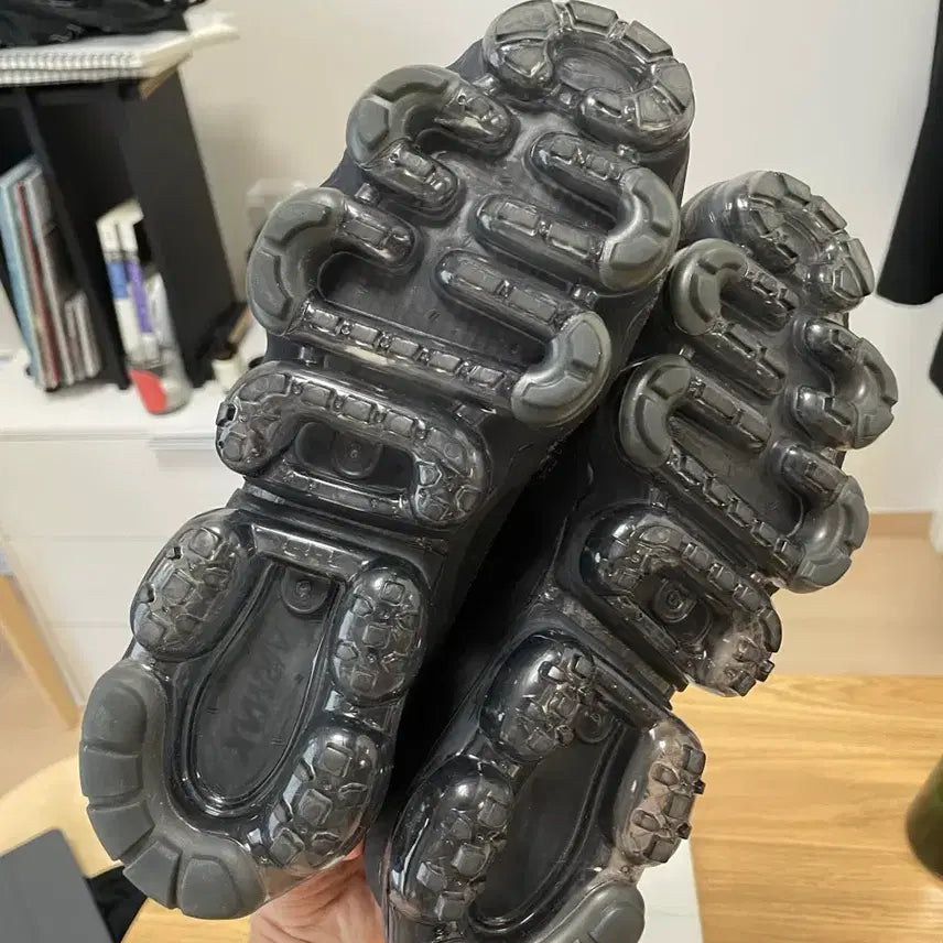[BUNJANG] Nike Air VaporMax Comme des Garcons Black Sneakers / [260] 나이키 에어 베이퍼맥스 꼼데가르송