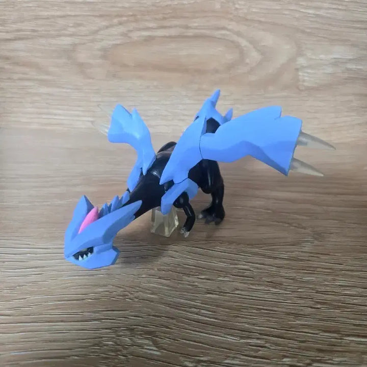 [BUNJANG] Pokemon Kyurem Figure / (20일까지만 판매)이로치 큐레무 포켓몬 입체도감 피규어