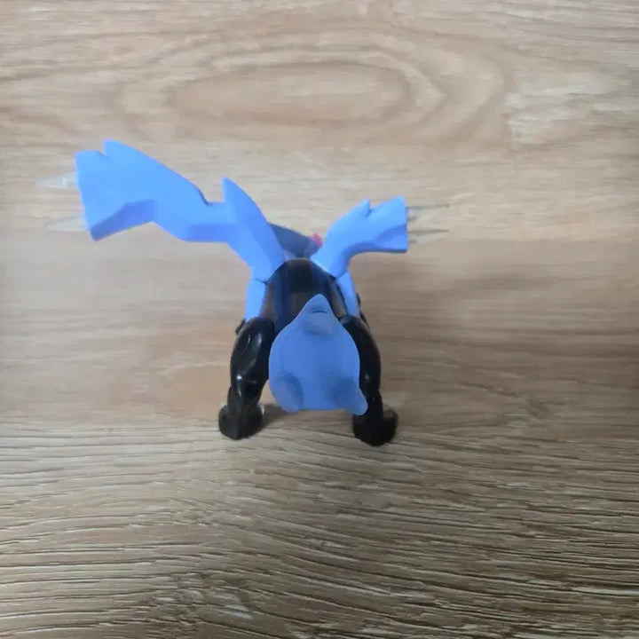[BUNJANG] Pokemon Kyurem Figure / (20일까지만 판매)이로치 큐레무 포켓몬 입체도감 피규어