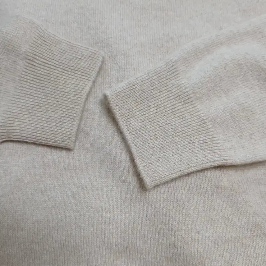 [BUNJANG] GOBI Cashmere Turtleneck Beige Knit / 고비 캐시미어 목폴라 니트 베이지