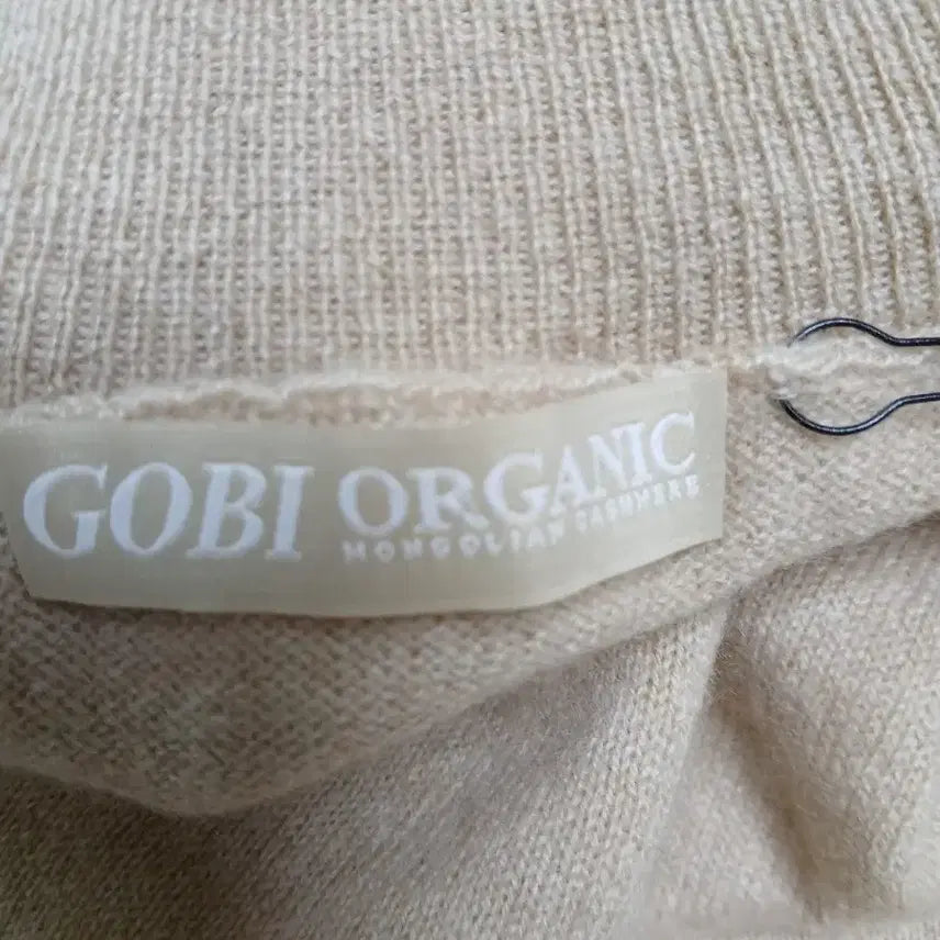 [BUNJANG] GOBI Cashmere Turtleneck Beige Knit / 고비 캐시미어 목폴라 니트 베이지