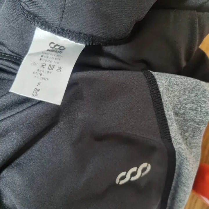 [BUNJANG] Gray Line Functional Leggings / 여성 회색 라인기능성 레깅스 55~66
