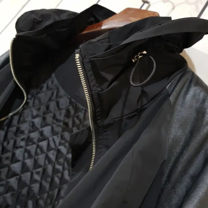 [BUNJANG] VALENCIA Leather Accented Collar String Coat / 발렌시아 VALENCIA 가죽 배색 카라스트링 코트