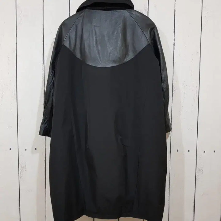 [BUNJANG] VALENCIA Leather Accented Collar String Coat / 발렌시아 VALENCIA 가죽 배색 카라스트링 코트