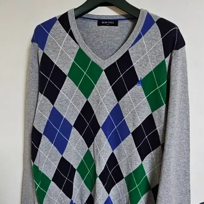 [SOLD OUT] 빈폴 아가일무늬 브이넥니트 (207
