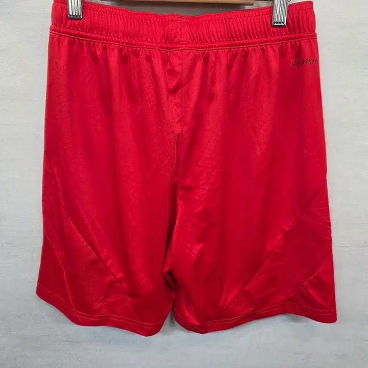 [BUNJANG] Adidas Munchen Embroidered Logo Soccer Shorts / 아디다스 뮌헨 자수로고 축구 반바지 s
