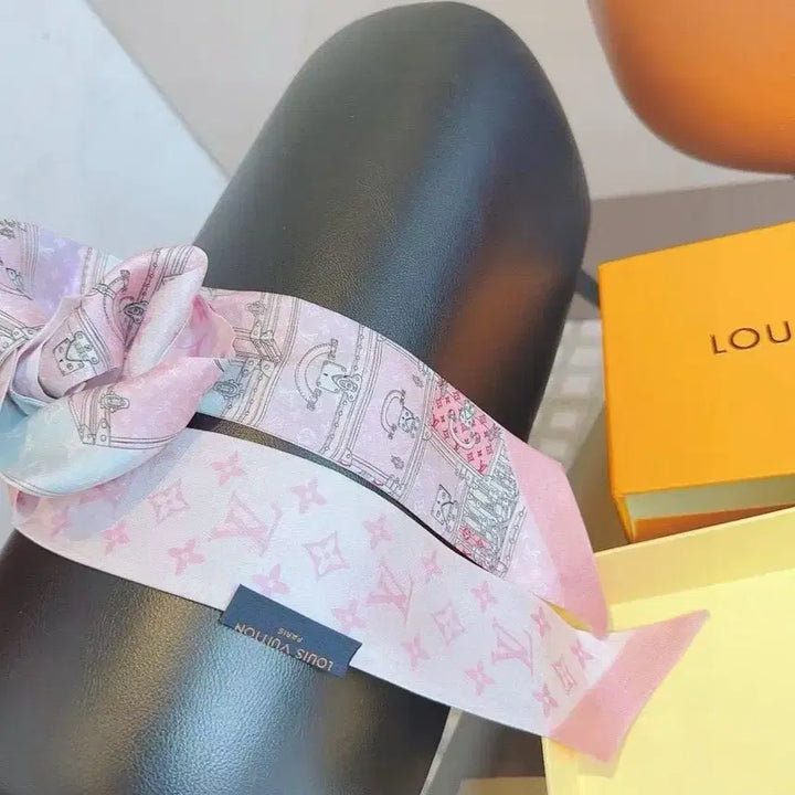 [BUNJANG] Louis Vuitton Silk Scarf Ribbon Hair Tie / 루이비통 신상 여성용 실크 스카프 리본 헤어 타이 넥타이