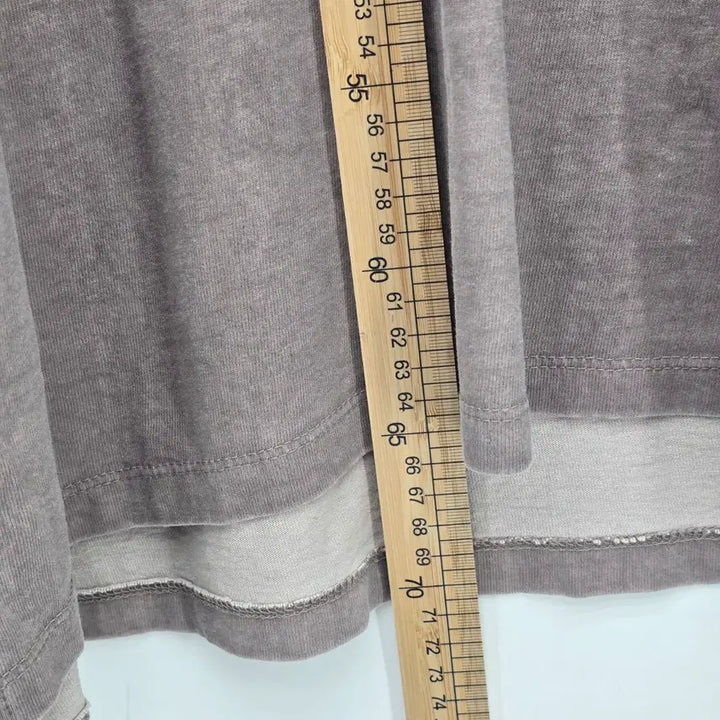 [BUNJANG] Unspecified Skull Embroidery Beige Long Sleeve T-Shirt / 스컬 자수  톤다운 베이지 롱슬리브 [B20117]