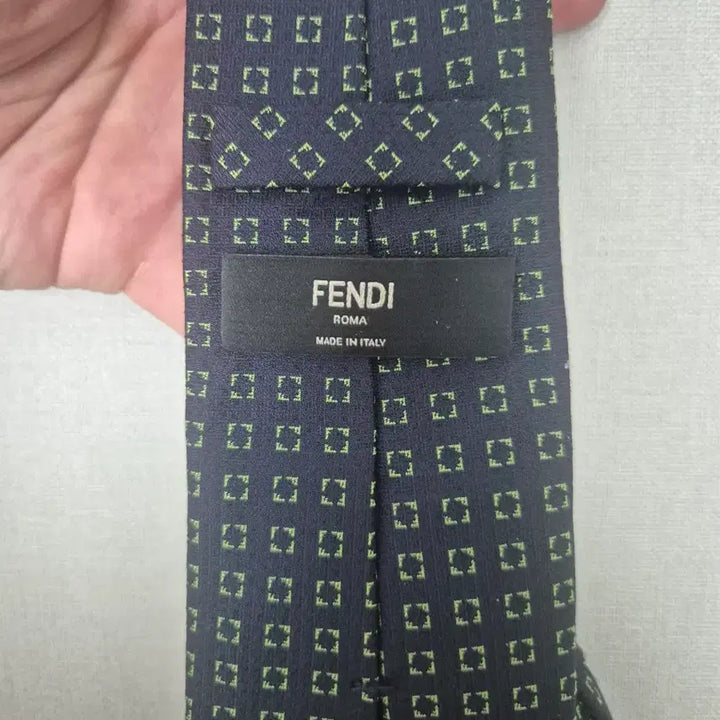[BUNJANG] Fendi Navy Silk Jacquard Necktie / 펜디 FENDI 네이비 넥타이