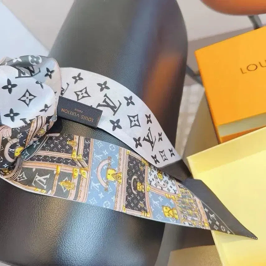[BUNJANG] Louis Vuitton Silk Scarf Ribbon Hair Tie / 루이비통 신상 여성용 실크 스카프 리본 헤어 타이 넥타이