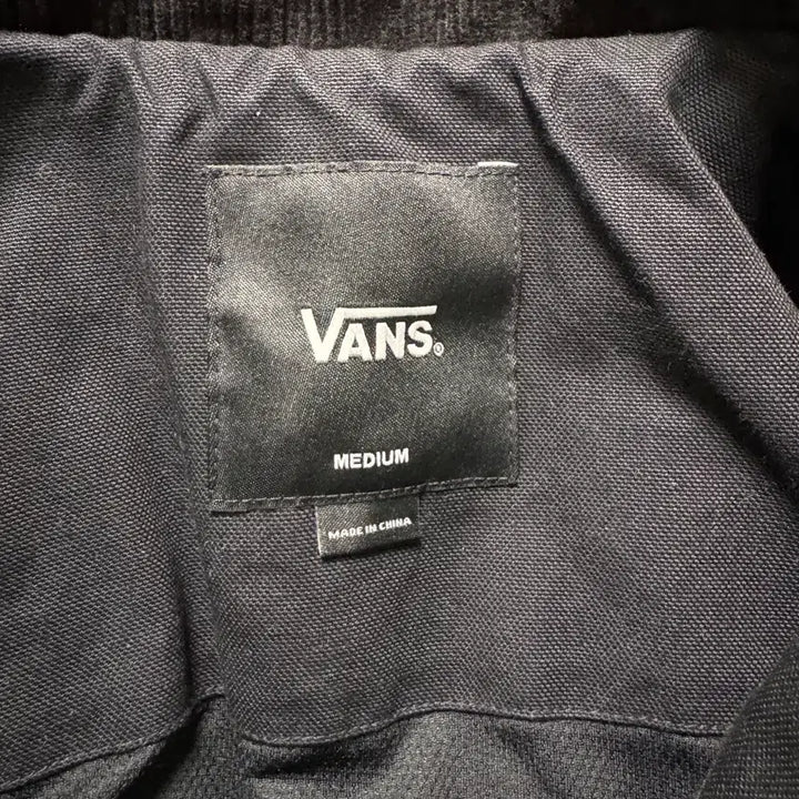 [SOLD OUT] Vans 블랙 코듀로이 자켓 M