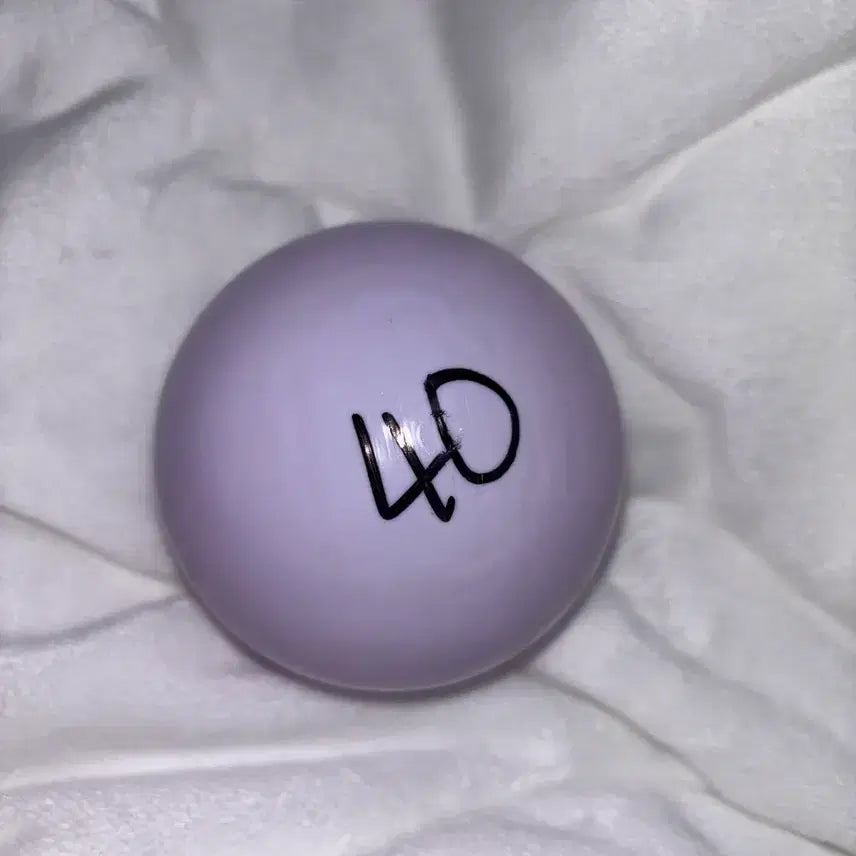 [BUNJANG] The Boyz Q Signed Ball / 더보이즈 큐 싸인볼 사인볼 양도