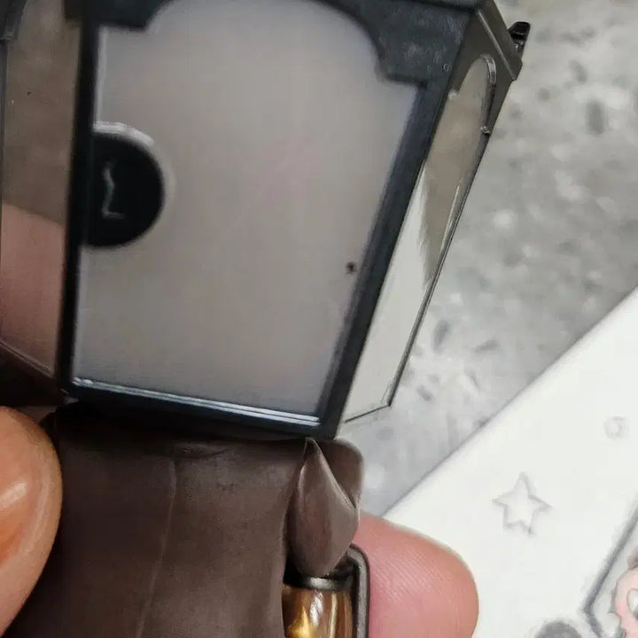 [BUNJANG] POP MART Hirono The Little Prince Series Street Lamp Keeper Figure / 팝마트 히로노 어린왕자 시리즈 가로등을켜는사람