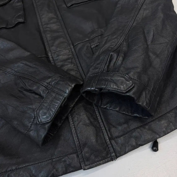 [BUNJANG] Calvin Klein Cowhide High-Neck Multi-Pocket Leather Jacket / 캘빈클라인 소가죽 하이넥 멀티포켓 리얼레더 가죽자켓