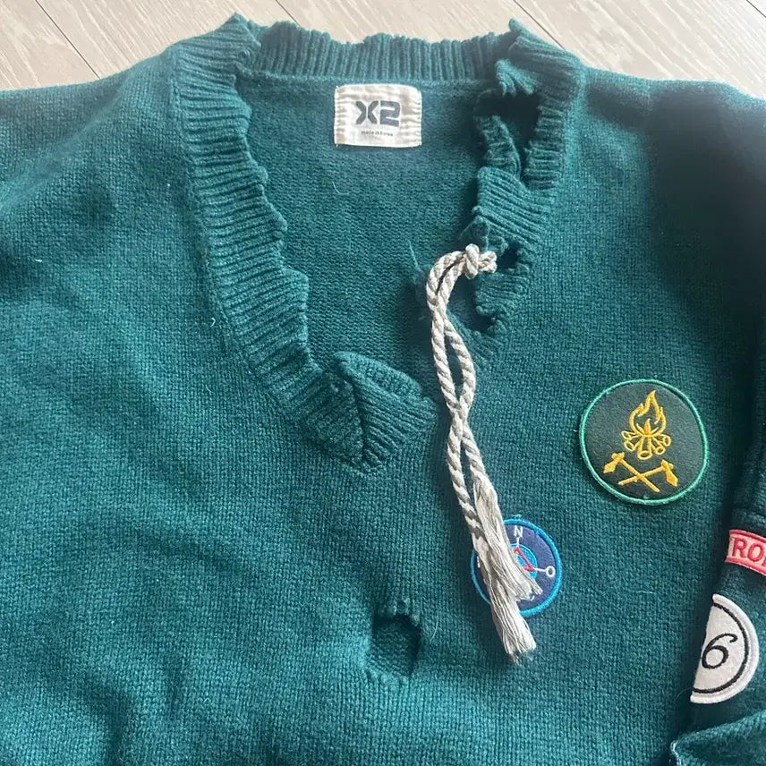 [BUNJANG] X2 Green V-Neck Patch Knit Sweater / X2 그린 V넥 패치 니트