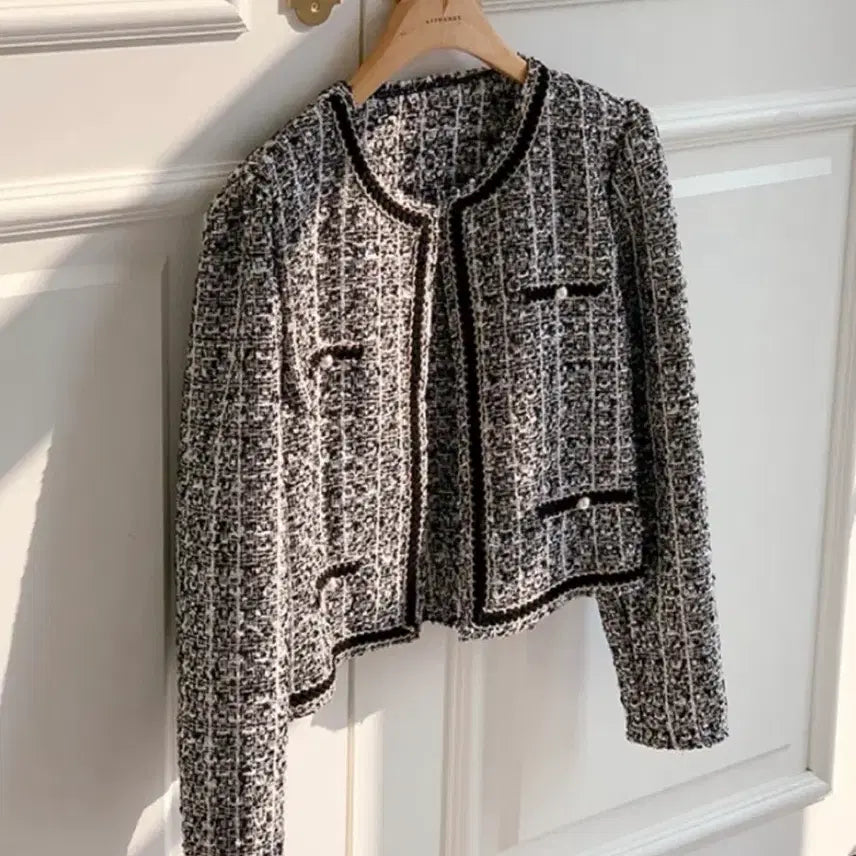 [BUNJANG] Attrangs Tweed Cardigan - Black / 아뜨랑스 트위드 가디건 블랙