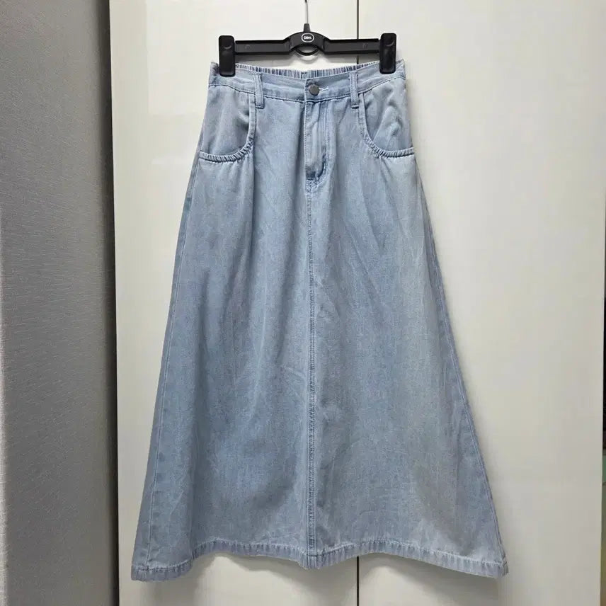 [BUNJANG] A-Line Denim Light Wash Long Skirt / 데님A라인 연청스커트 롱스커트 청치마