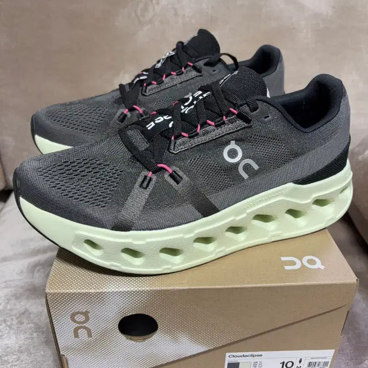 [BUNJANG] On Running Cloudclipse Rock Lima Sneakers / 온러닝 클라우드이클립스 락리마 280