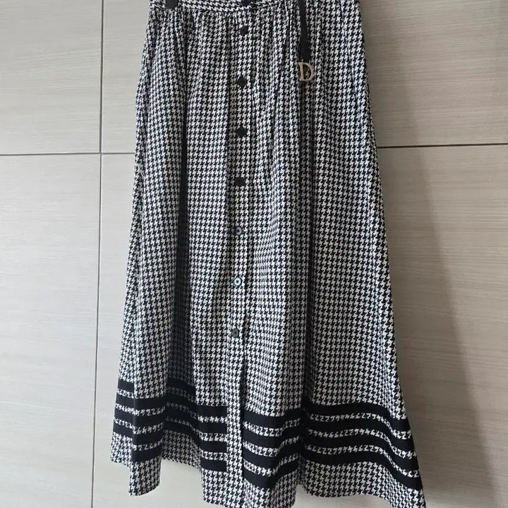 [BUNJANG] Houndstooth Pattern Long Skirt / 롱 스커트