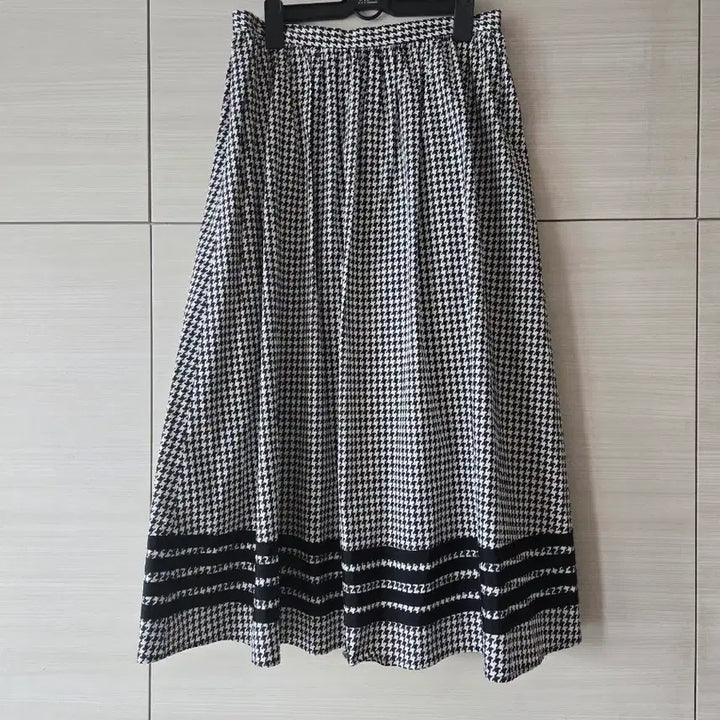 [BUNJANG] Houndstooth Pattern Long Skirt / 롱 스커트