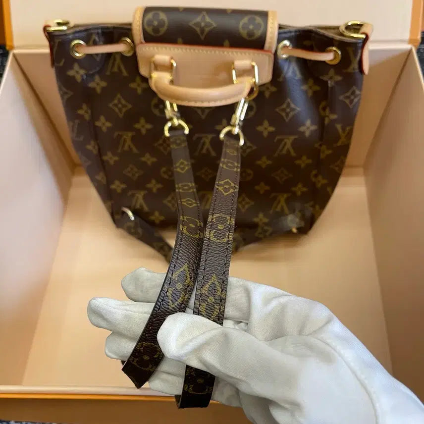 [BUNJANG] Louis Vuitton Excursion PM Backpack / 루이비통 익스커션