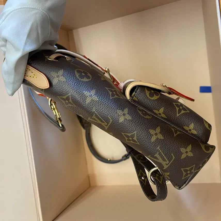 [BUNJANG] Louis Vuitton Excursion PM Backpack / 루이비통 익스커션