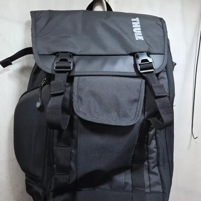 [BUNJANG] Thule Charcoal Gray Backpack / 툴레 백팩