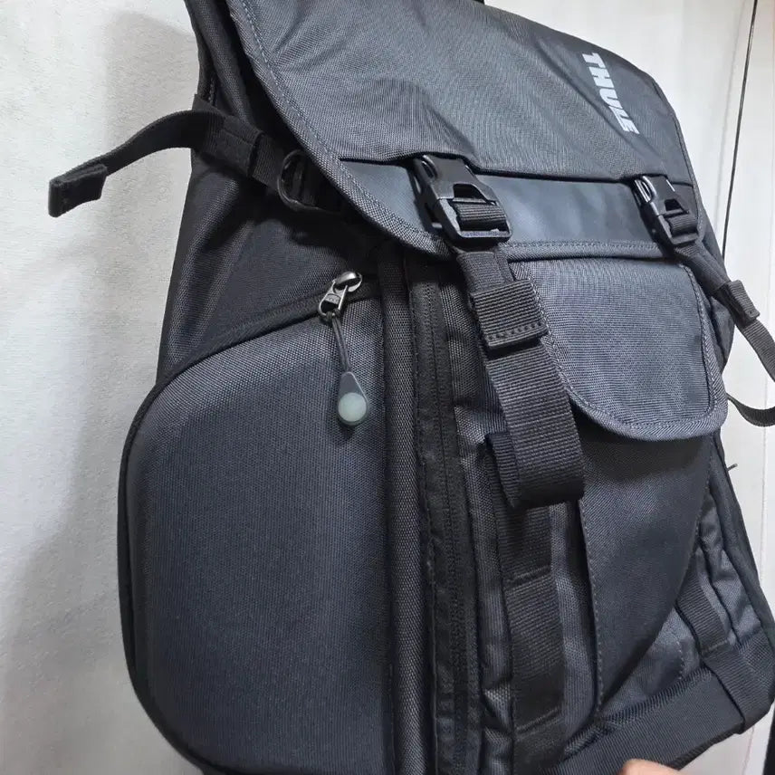 [BUNJANG] Thule Charcoal Gray Backpack / 툴레 백팩