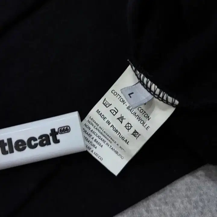 [BUNJANG] Aries Casper Character Black Sweatshirt / Aries 아리스 캐스퍼 캐릭터 맨투맨 블랙