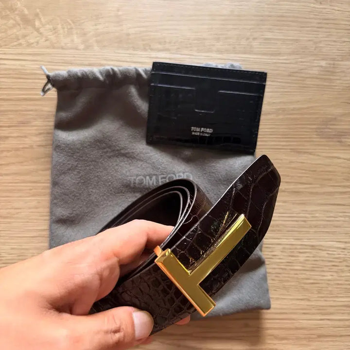 [BUNJANG] 톰포드 악어벨트90사이즈 /톰포드 악어카드지갑 /세트로 판매합니다 / 톰포드 악어벨트90사이즈 /톰포드 악어카드지갑 /세트로 판매합니다