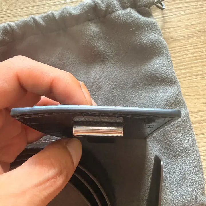 [BUNJANG] 톰포드 악어벨트90사이즈 /톰포드 악어카드지갑 /세트로 판매합니다 / 톰포드 악어벨트90사이즈 /톰포드 악어카드지갑 /세트로 판매합니다