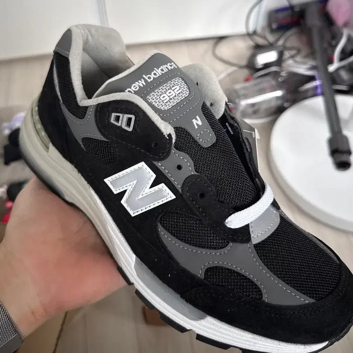 [BUNJANG] New Balance 992 Black Gray Sneakers / 뉴발란스 992 블랙 그레이 270 새상품 팝니다