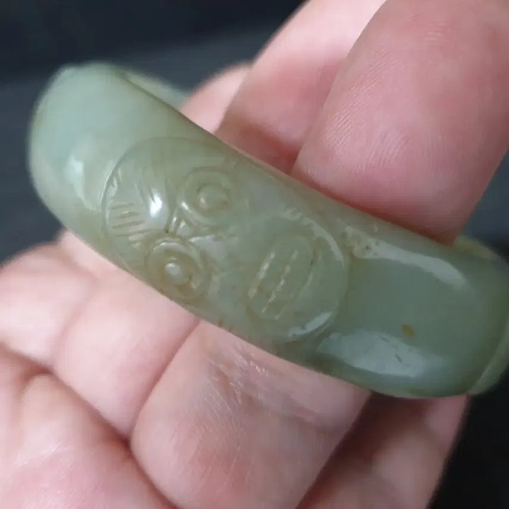[BUNJANG] Unidentified 5-Sided Figure Jade Bracelet / (수원만물)5면 인물상 화전옥 팔찌