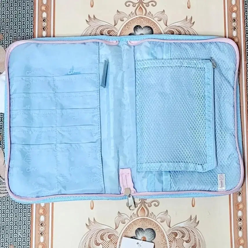 [BUNJANG] Sanrio Cinnamoroll Storage Box, Pouch, and Wallet Set / 2014년 시나모롤 수납함, 시나모롤 파우치, 시나모롤 지갑