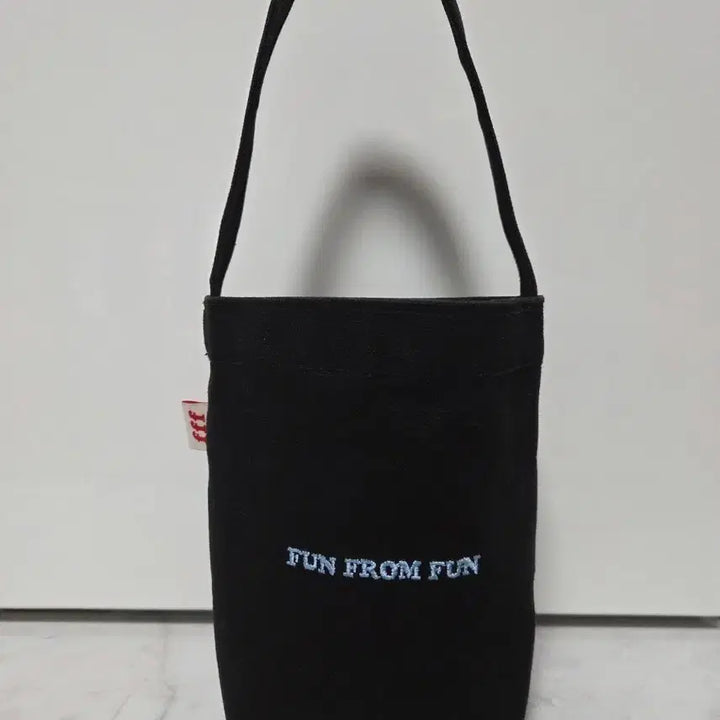 [BUNJANG] Fun From Fun Mini Dot Bag / 펀프롬펀 미니도트백 미니가방 /미니백 텀블러가방