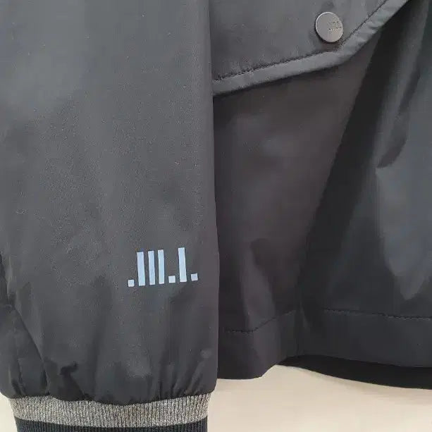 [BUNJANG] Jill Stuart Windbreaker Zip-up Jacket 95 / 질스튜어트 바람막이 집업 자켓 95