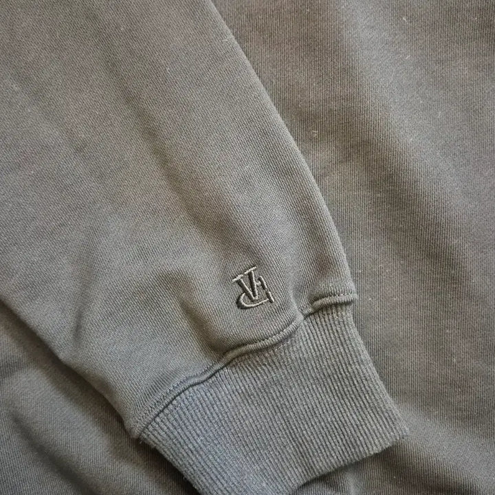 [BUNJANG] Vincen VC Signature Big Logo Sweatshirt - Black (L) / 빈컨 vc시그니처 빅로고  맨투맨 블랙 - L