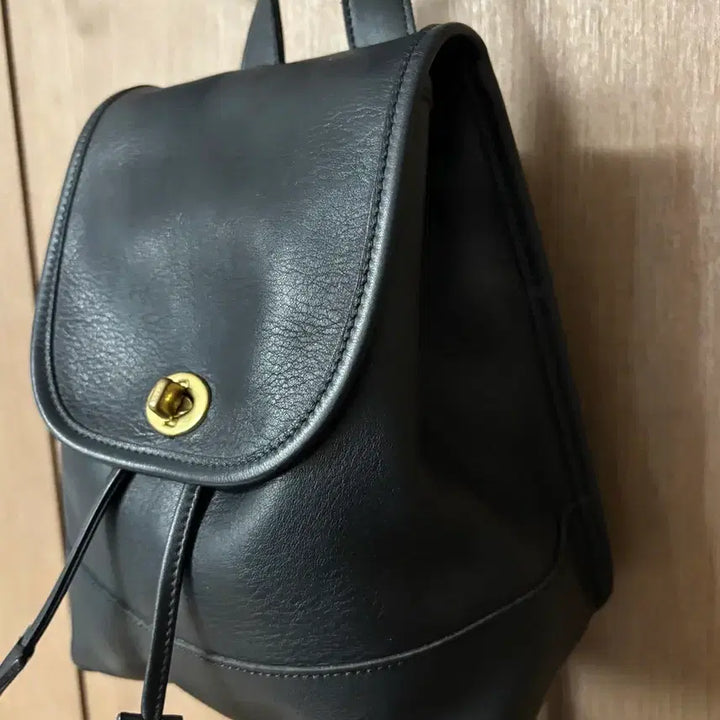 [BUNJANG] COACH Old Coach Leather Backpack / COACH 올드코치 통가죽 레더 블랙 백팩