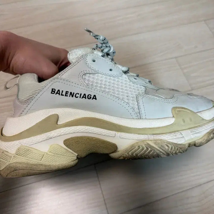 [BUNJANG] Balenciaga Triple S 39 Sneakers / 발렌시아가 트리플s 39사이즈