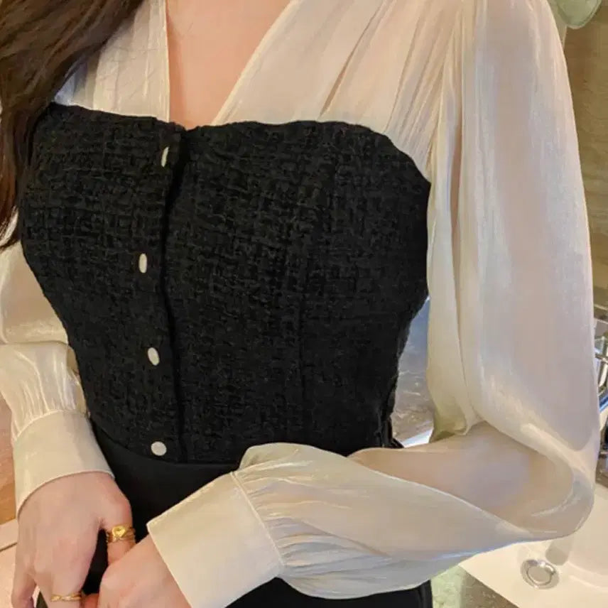 [BUNJANG] Attrangs Tweed Sheen Blouse / 아뜨랑스 트위드 광택 블라우스