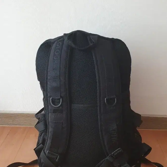 [BUNJANG] National Geographic Backpack / 내셔널지오그래픽 백팩 판매합니다 ^^노트북  수납 공간이 충분 합니다