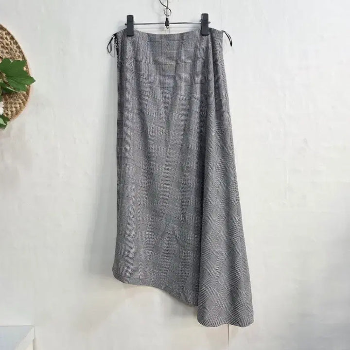 [BUNJANG] DKNY Checkered Skirt Size 2 / DKNY 체크 스커트 사이즈 2