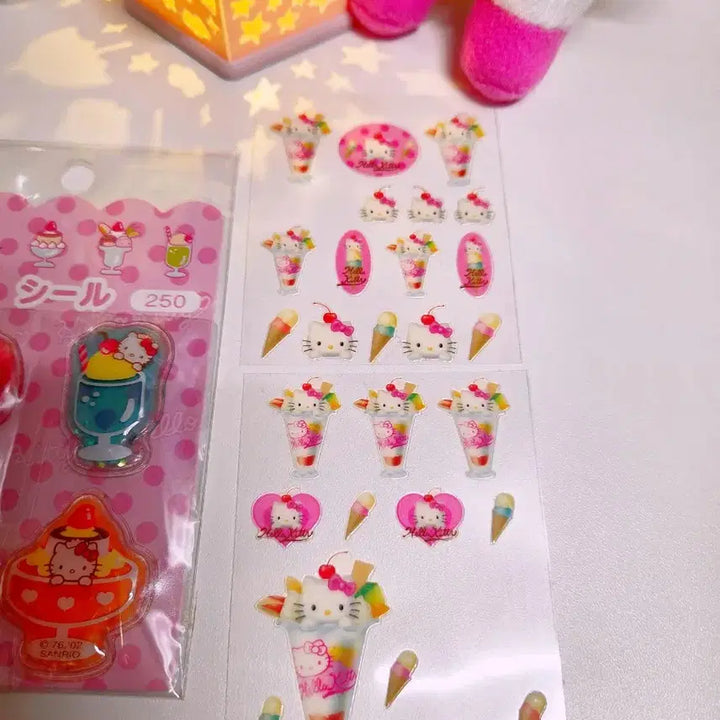 [BUNJANG] Sanrio Hello Kitty Parfait Waitress Stickers (2 Types, 2002) / [고전 ] 키티 파르페 스티커 2종