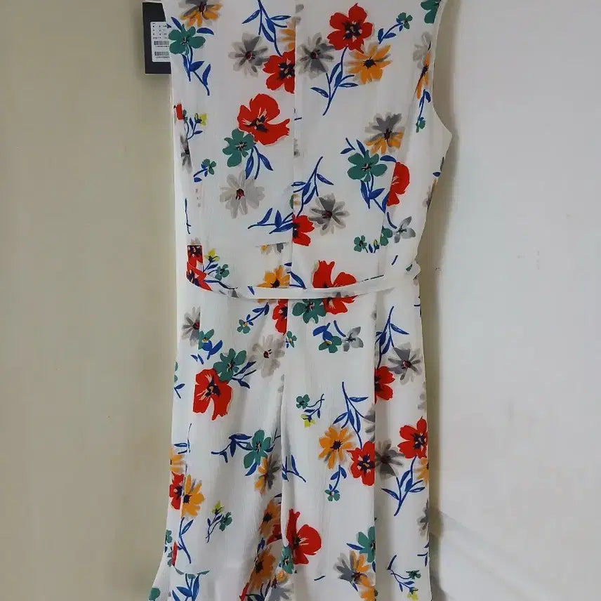 [BUNJANG] ab.plus Floral Print White Sleeveless Dress / ab.plus 화이트 플라워 나시 원피스66