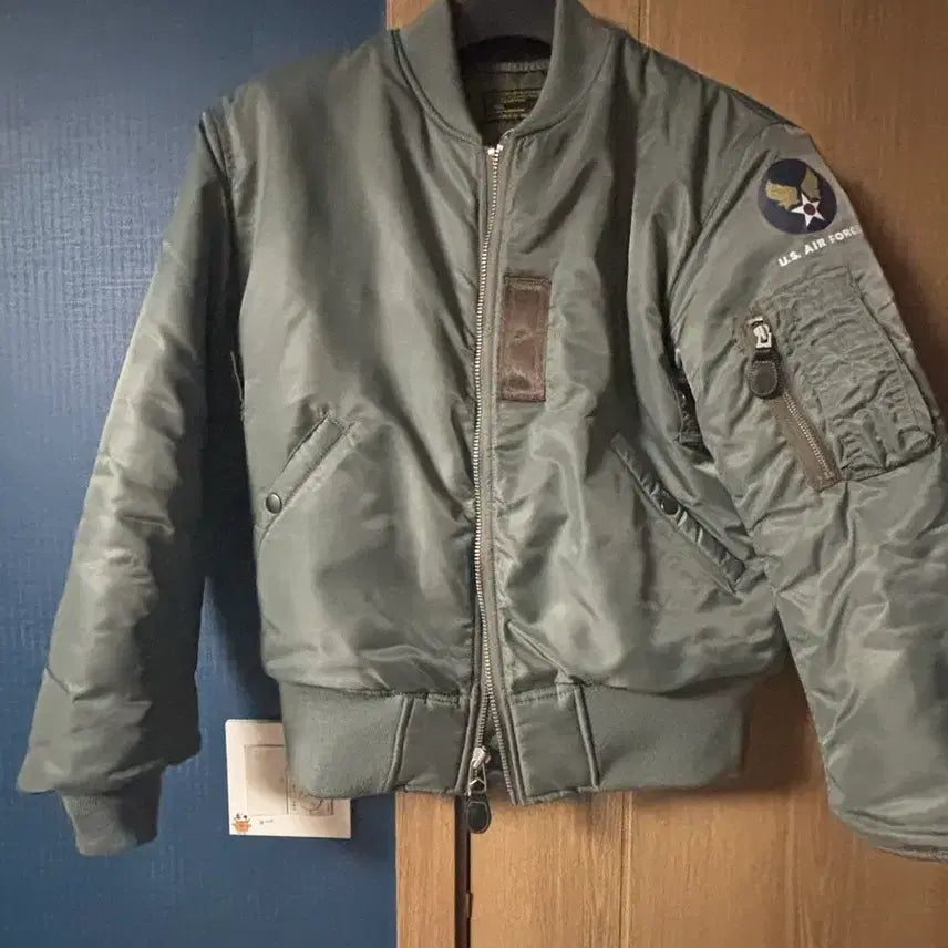 [BUNJANG] Outstanding MA-1 Bomber Jacket / 아웃스탠딩 ma-1
