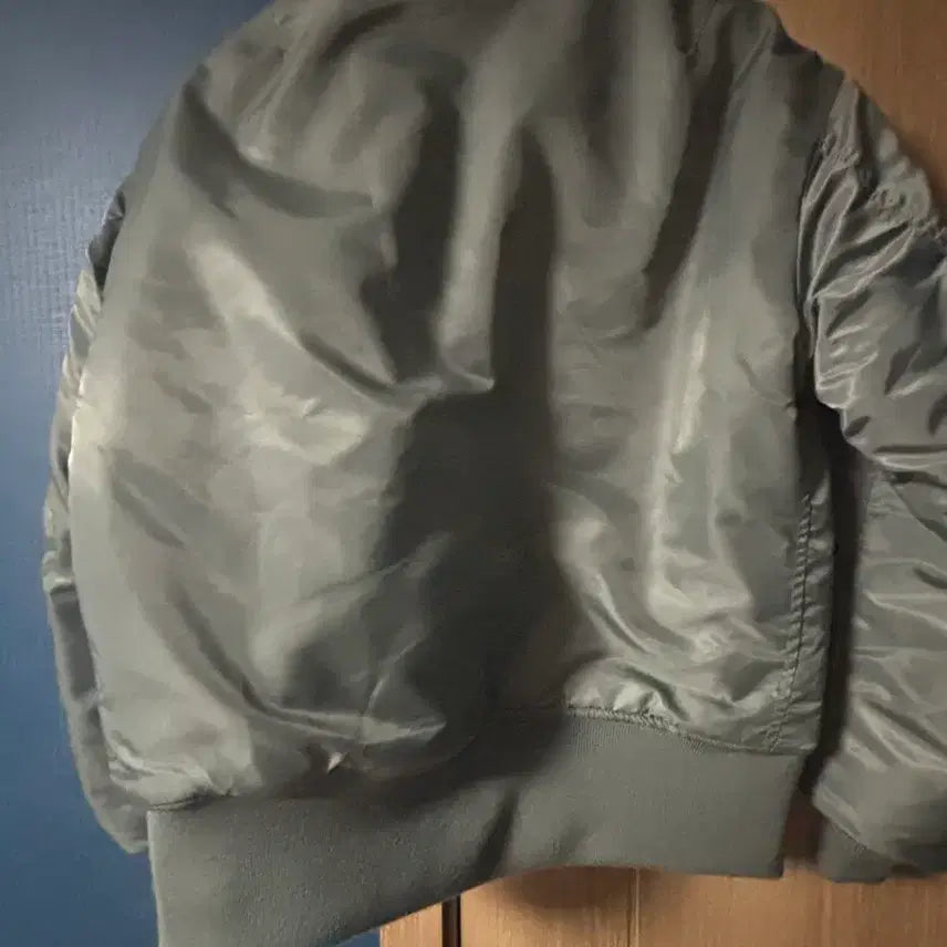 [BUNJANG] Outstanding MA-1 Bomber Jacket / 아웃스탠딩 ma-1