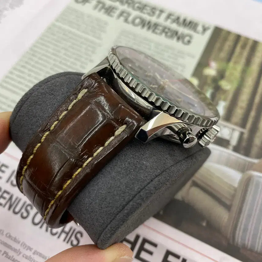 [BUNJANG] Breitling Navitimer B01 Chocolate Brown Limited Edition Watch / 브라이틀링 네비타이머 B01 초코브라운 한정판